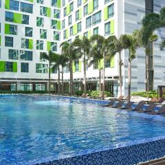 Holiday Inn & Suites Saigon Airport by IHG