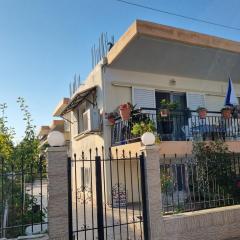 Eleni's Apartments