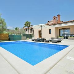 Lovely Home In Galizana With Private Swimming Pool, Can Be Inside Or Outside
