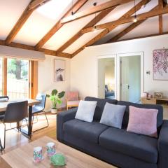 Cosy, central Olinda Camellia Cottage