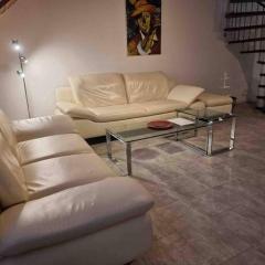 B01 Apartment between Cologne & Bonn with nature access