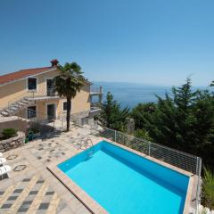 Apartment La Mer-2 by Interhome