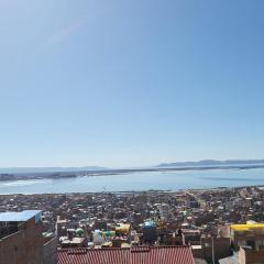 REFUGIO PANORAMICO EN PUNO 3 Niveles con Vista al Lago Titicaca y la Ciudad