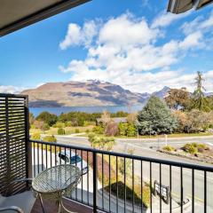 Sunshine Bay Escape - Close to Central Queenstown