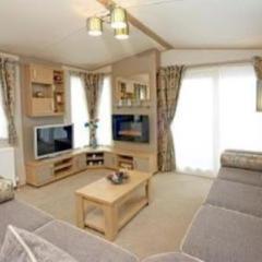 Roxbury 5 Star 6 berth Luxury Caravan