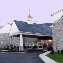 AmishView Inn & Suites