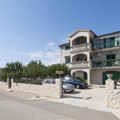 Apartments with parking space Grebastica, Sibenik - 11572