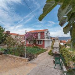 Apartments with a parking space Slatine, Ciovo - 16732