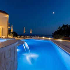 Villa La Residenza - Heated pool