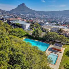 Apartment situated on the slope of Table Mountain!