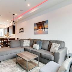 Modern 4 Bedroom home with rooftop deck #1