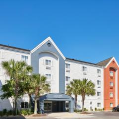 Candlewood Suites Charleston-Northwoods, an IHG Hotel