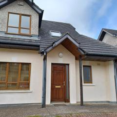 Seabury Holiday Home, Rosslare Strand, County Wexford - Sleeps 7