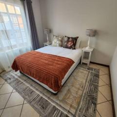 Elegant 2 bed apartment next to Gautrain Centurion