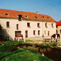 Maison de 7 chambres avec jardin clos et wifi a Viarmes