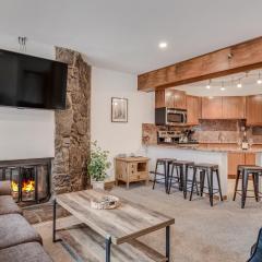 Laurelwood Condominiums 102