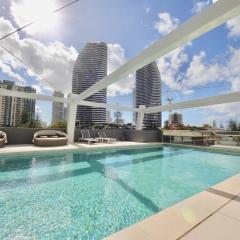 Luxury Beaches Broadbeach 906