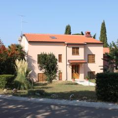 Apartments with parking space Umag - 6995