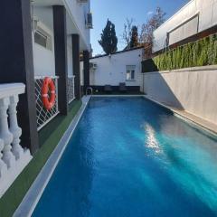 Hostal Escala Suites
