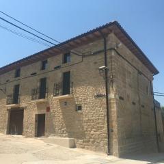 CASA EGIPCIA Preciosa casa centenaria en el Camino de Santiago