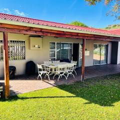 Sedgefield Lagoon Hideout - Kingfisher Drive