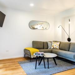 Luxury spacious 2 Bedroom Fitzroy Apartment