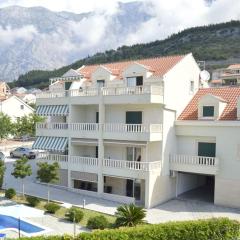 Apartments by the sea Promajna, Makarska - 17160