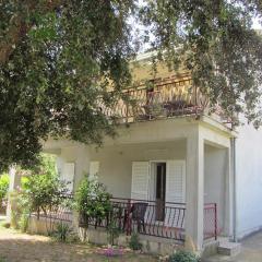 Apartments with a parking space Pakostane, Biograd - 18373