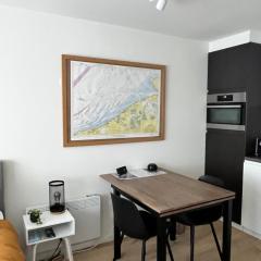 Cosy Studio Testerep , Newly Renovated