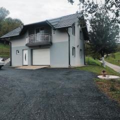 Apartman-vikendica Mihajlović
