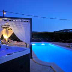 Beautiful Holiday Home "Villa Luka"