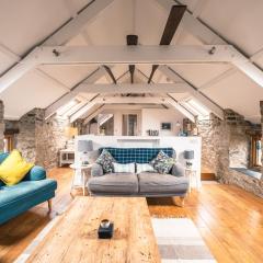 Stunning Converted Granary in Heart of St Davids