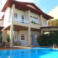 Casarão Com 3 suítes, 2 quartos, Piscina, Praia Perto