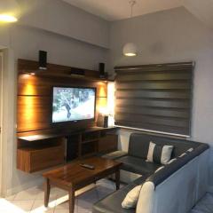 3BR 70sqm Free internet, Penthouse unit in Ermita, Manila near US Embassy