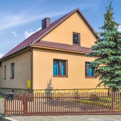 1 Bedroom Lovely Home In Biadoliny Szlachecki