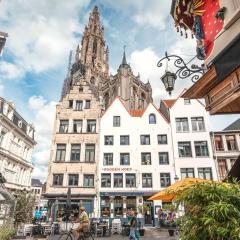 Tempel Triplex & Duplex at Historic Heart of Antwerp