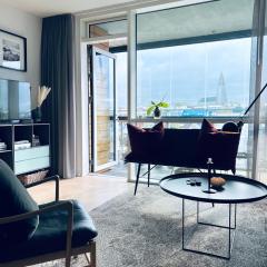 2x Bedroom Luxury Apartment with amazing views!