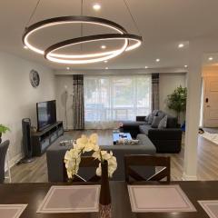 Spectacular 3 BR 2 WR House - Close to Airport