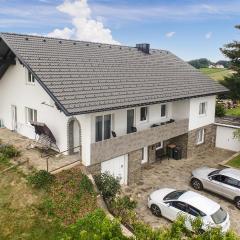 Beautiful Home In St, Peter Am Ottersbach With Kitchen