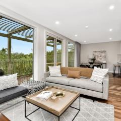 Premium Villa 2br Malvasia at Cypress Lakes - Modernised Comfort