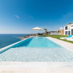 Villa Sabrina Riviera dei Fiori a Picco sul Mare con Piscina Privata ,WELLNESS & SPA