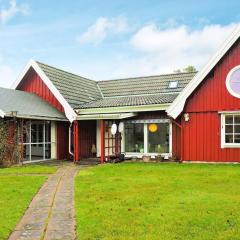 6 person holiday home in LAHOLM