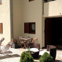 Appartement la Clusaz avec terrasse sur les pistes de ski