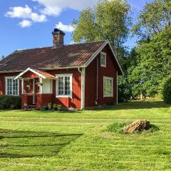 Lovely Home In rsundsbro With Wifi