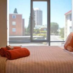 Modern 1 bed-walk Casino riverfront 5 mins to CBD