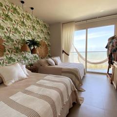 Luxury Apt Beachfront 2BR2BTH stunning amenities