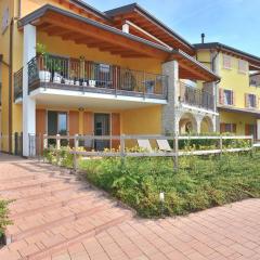 Apartment Borgo Montagna With Pool