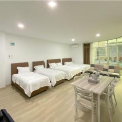 CN Homestay A2 Floor 1 at Nagoya Hill Mall