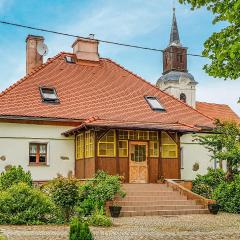 Amazing Home In Skape With Kitchen