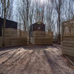 Fairwood Lakes Holiday Park- Fishing Breaks - Woodland Huts